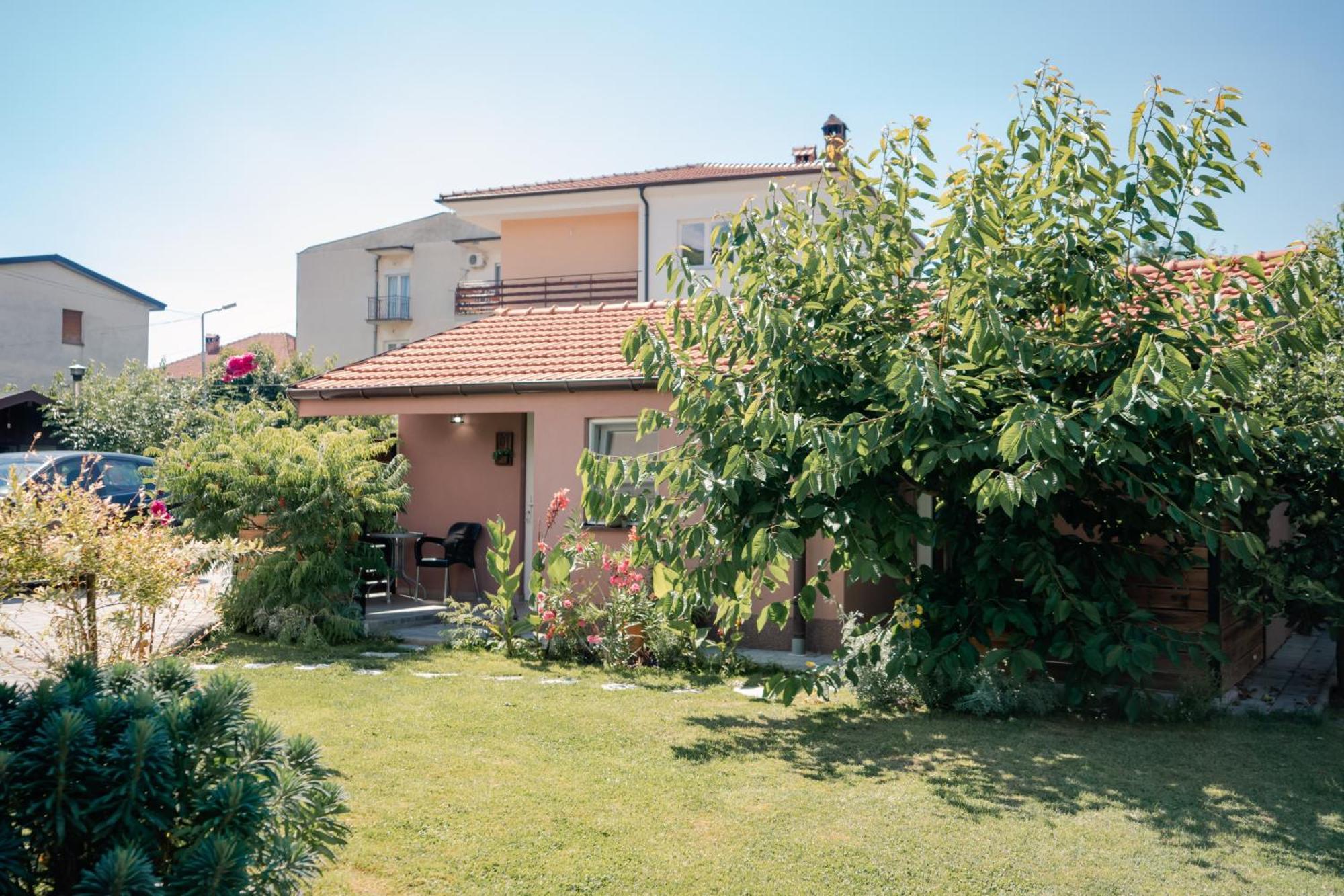 Damjan Apartments Ohrid Buitenkant foto